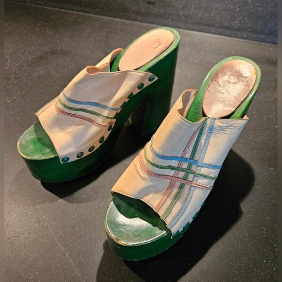 Wooden 6" Platform Slip-on - Picture 2 of 2